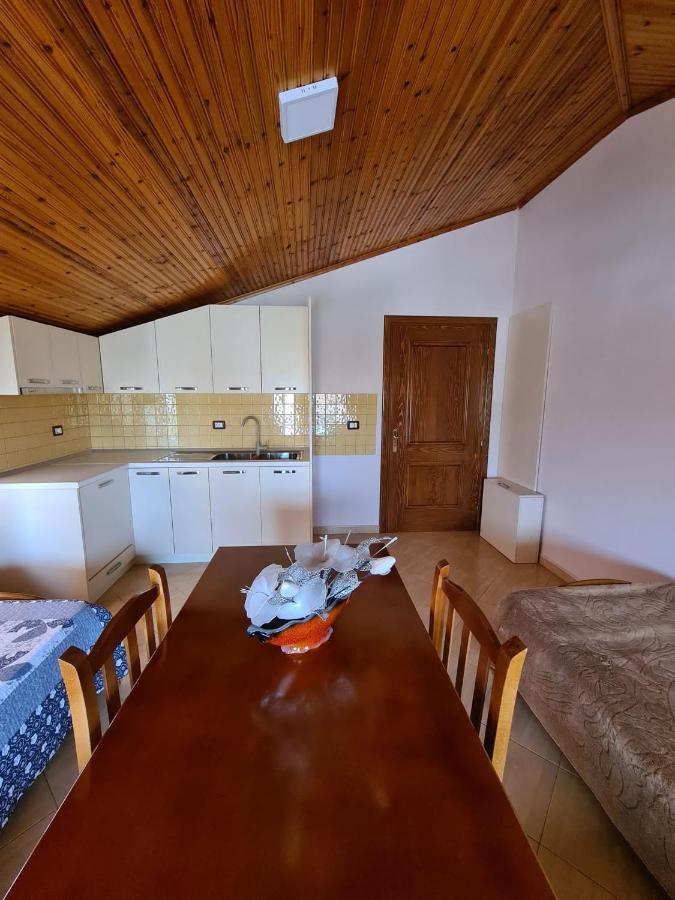 Bar Kafe Pjetri Patza-Kuqani